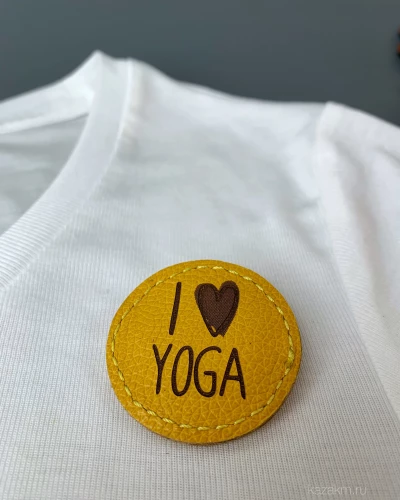 Значок • I love YOGA